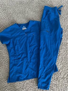 ADAR Women's Short Sleeve Scrub Top & Jogger Pants in Royal Blue